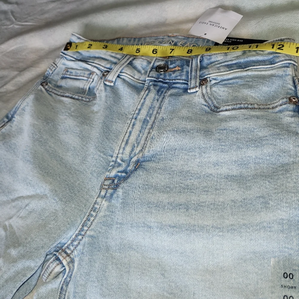 American Eagle Super High Rise Skylight Stretch Mom Jeans Size 00 Short - Picture 7 of 10